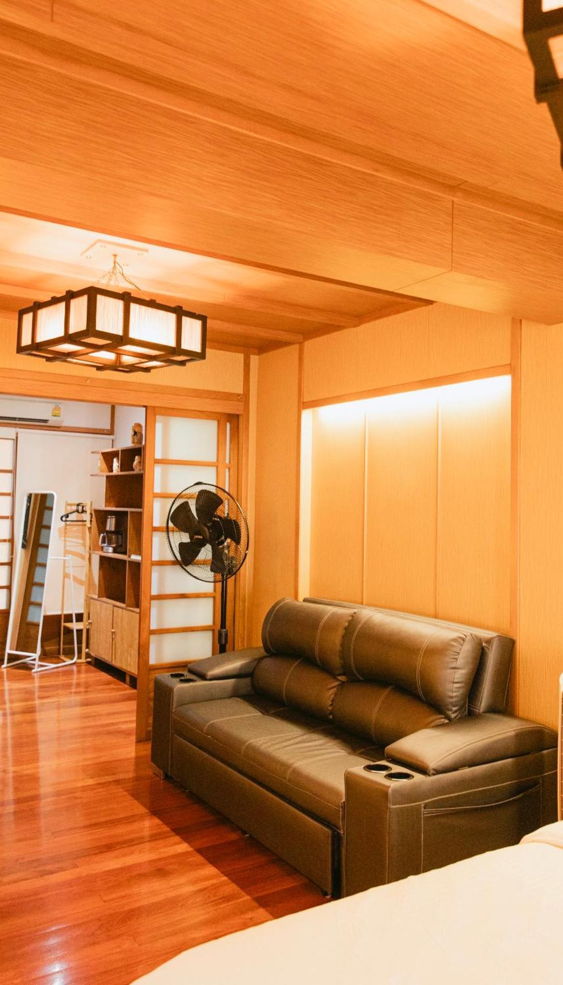 New York Loft & Japanese Magic By V4Skin Bangkok Bagian luar foto