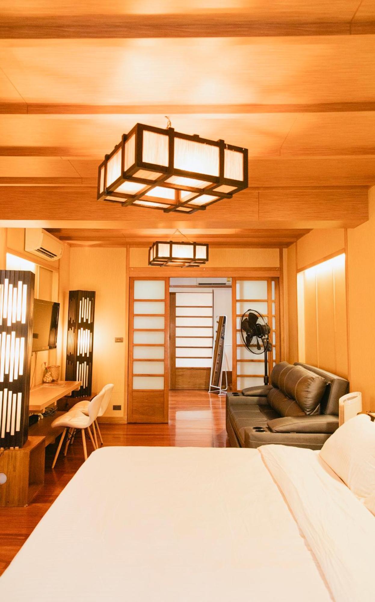 New York Loft & Japanese Magic By V4Skin Bangkok Bagian luar foto