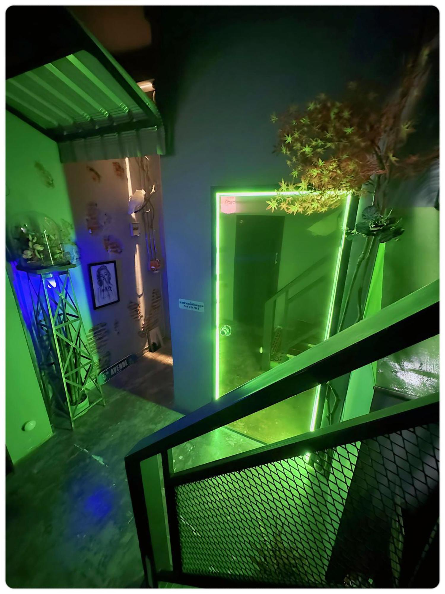 New York Loft & Japanese Magic By V4Skin Bangkok Bagian luar foto