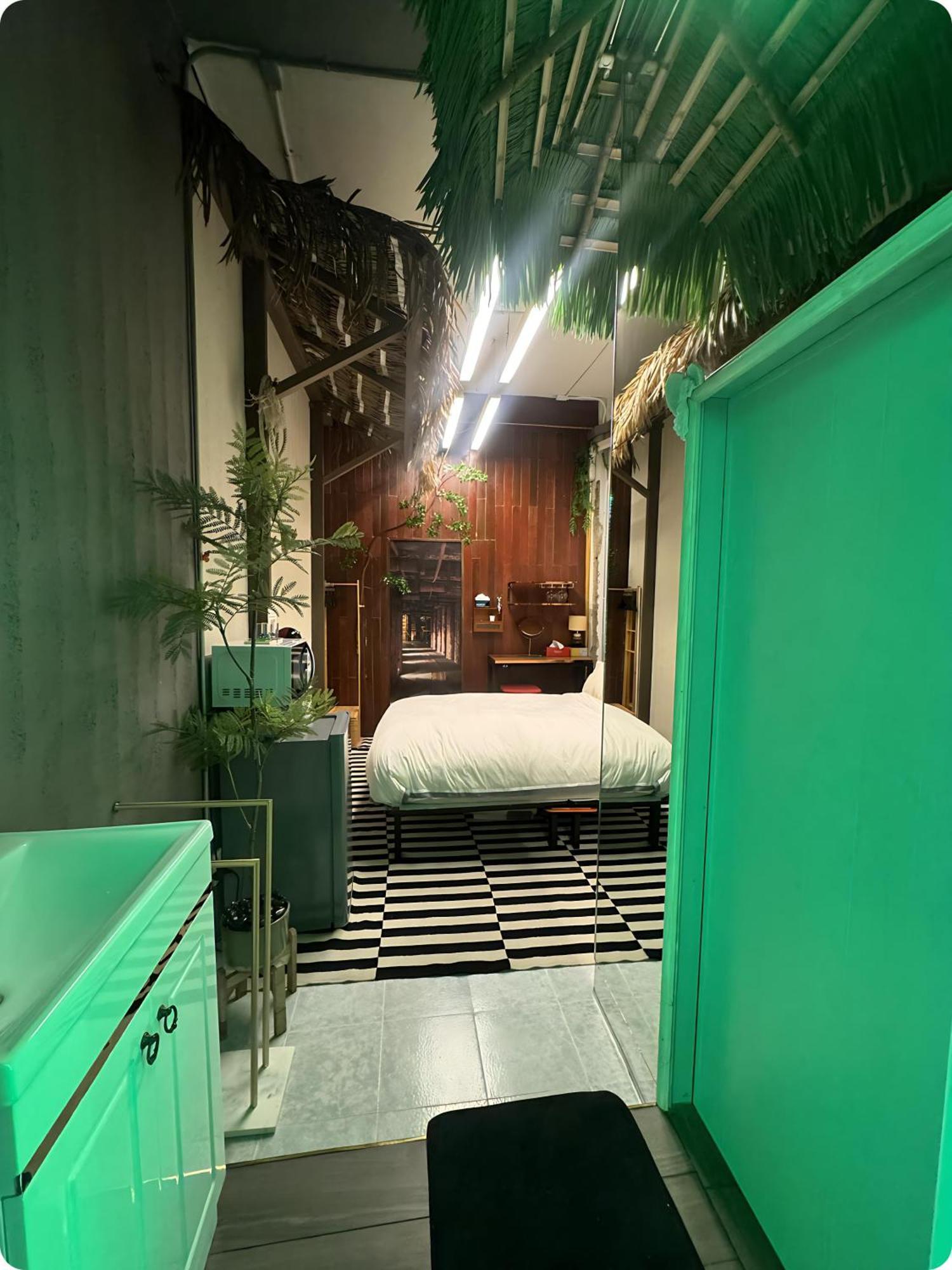 New York Loft & Japanese Magic By V4Skin Bangkok Bagian luar foto